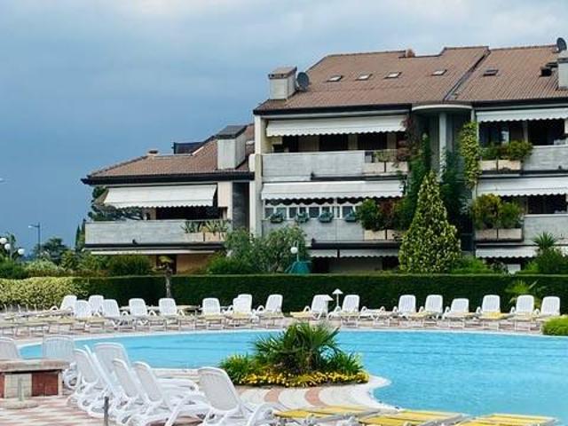 Appartamento in affitto a Desenzano Del Garda, Lombardia