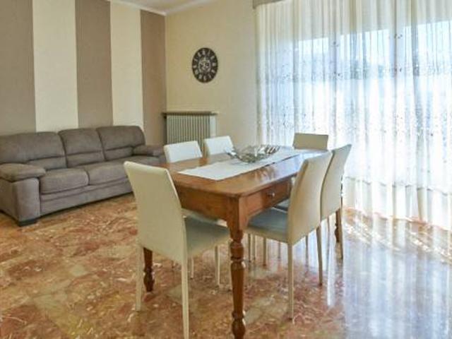Appartamento in affitto a Rivoltella del Garda, Desenzano del Garda