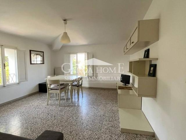 Appartamento in affitto a Vicina, Desenzano del Garda