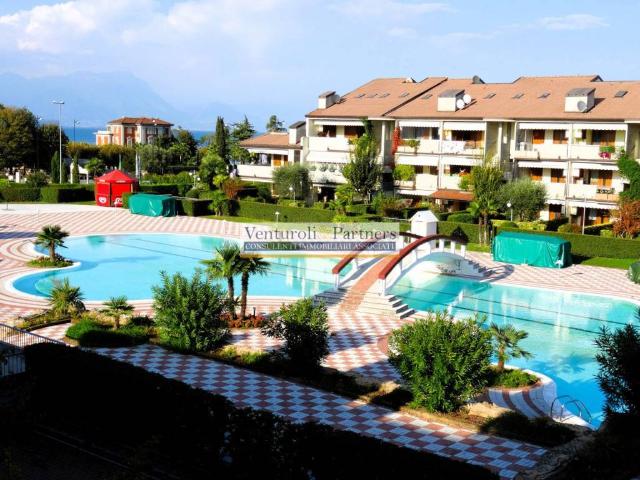 Appartamento in affitto a Desenzano del Garda, Brescia