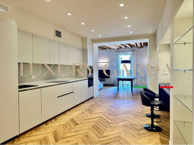 Appartamento in affitto a Desenzano Del Garda, Lombardia