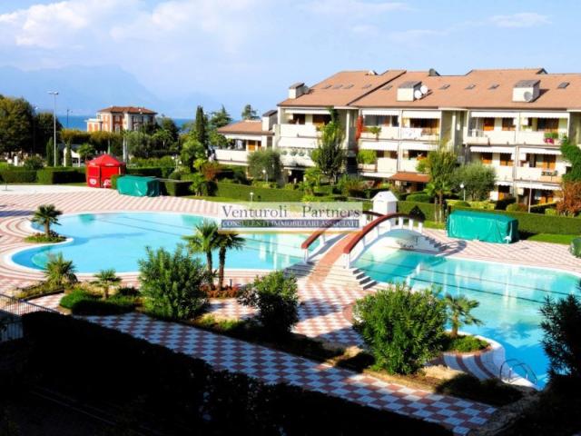 Appartamento in affitto a Desenzano Del Garda, Lombardia