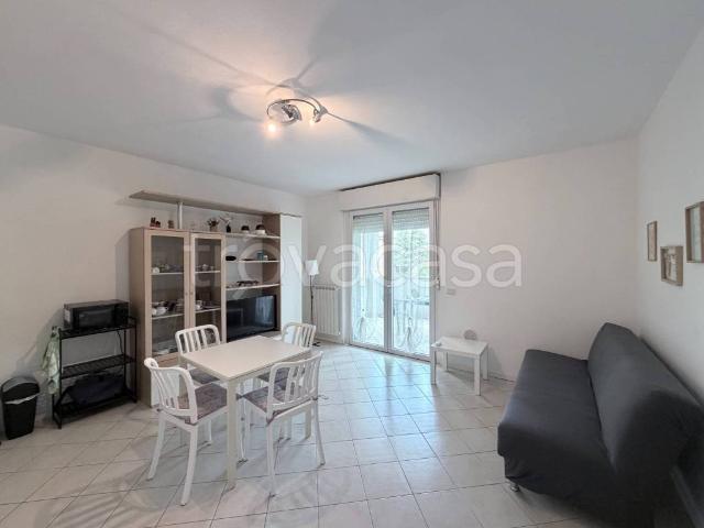 Appartamento in affitto a Desenzano Del Garda, Lombardia