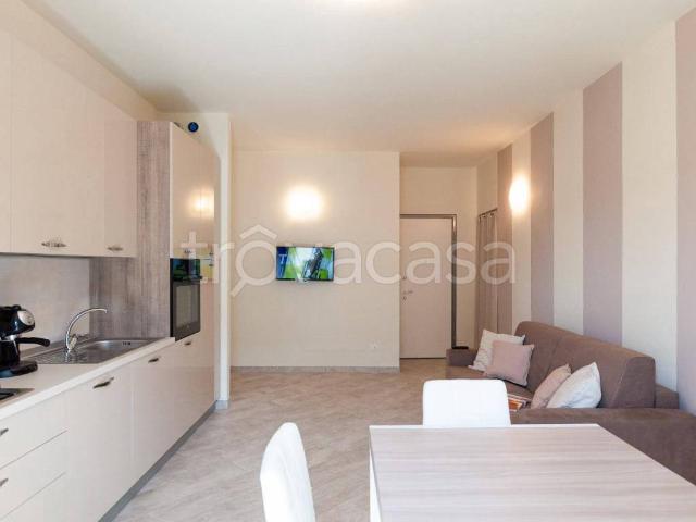 Appartamento in affitto a Rivoltella del Garda, Desenzano Del Garda