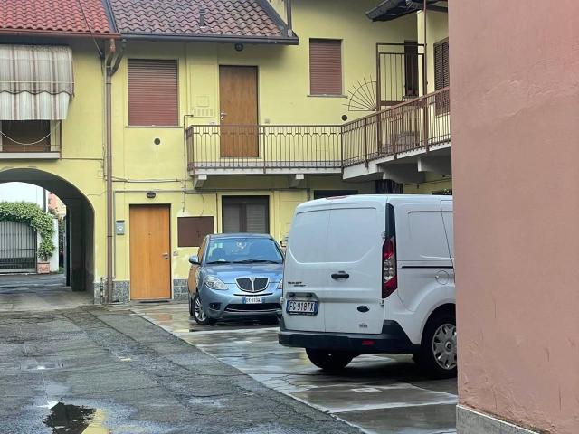 Appartamento in affitto a Bassa, Desio