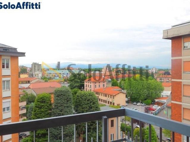 Appartamento in affitto a Bassa, Desio