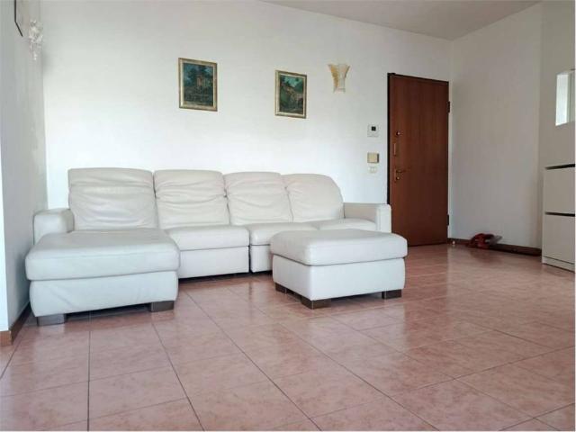 Appartamento in affitto a Desio, Lombardia