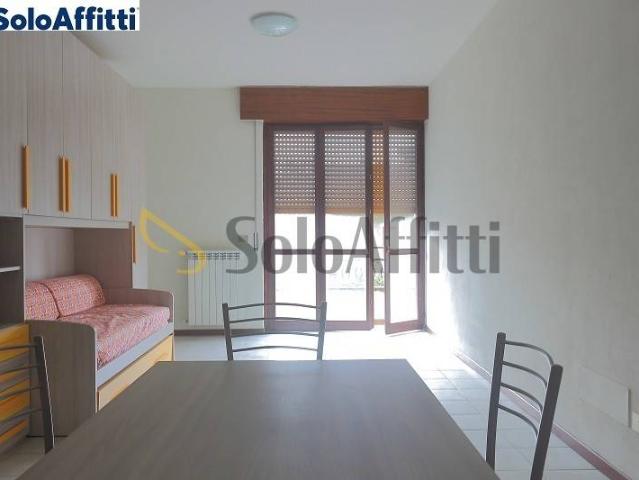 Appartamento in affitto a Piazza, Desio
