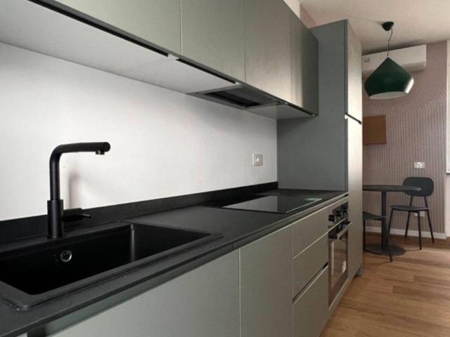 Appartamento in affitto a Piazza, Desio