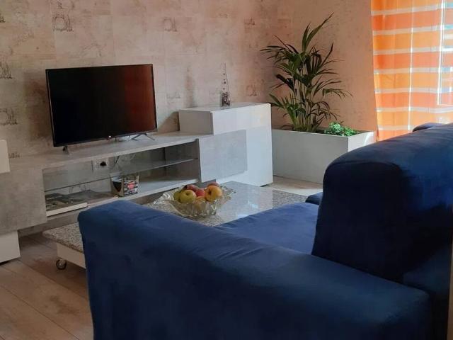 Appartamento in affitto a Pont, Desio