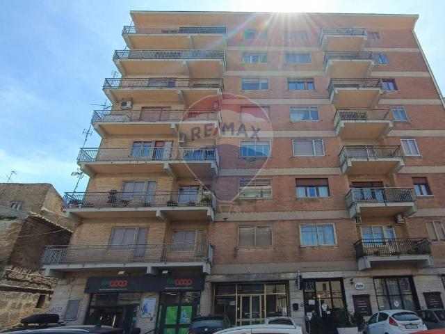 Appartamento in affitto a Enna, Lombardia Appartamento in affitto a Enna, Lombardia