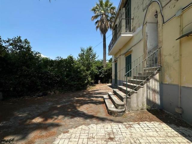 Appartamento in affitto a Portici, Campania