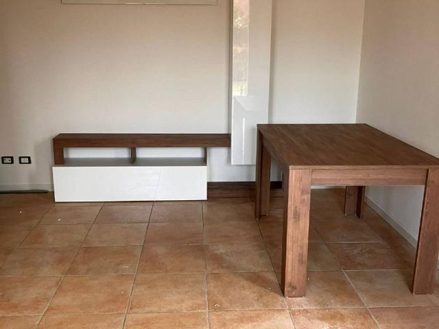 Appartamento in affitto a Este, Padova
