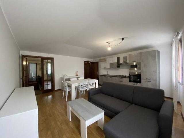 Appartamento in affitto a Este, Veneto