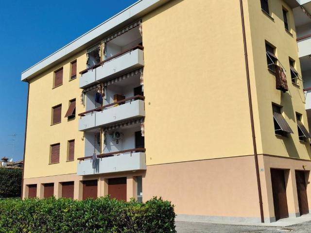Appartamento in affitto a Pianura Reggiana, Re
