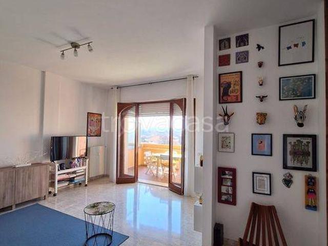 Appartamento in affitto a Centro storico, Marche