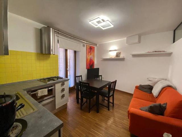Appartamento in affitto a Centro storico, Marche