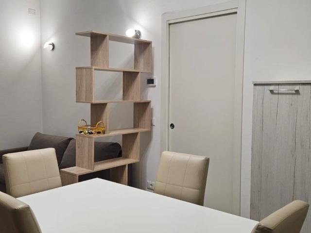 Appartamento in affitto a Centro storico, Marche