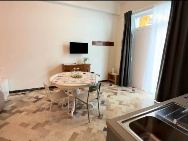 Appartamento in affitto a Centro storico, Marche