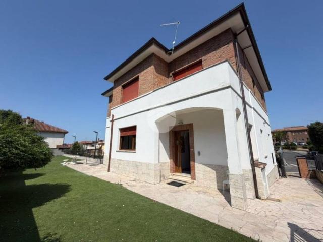 Appartamento in affitto a Fara Sabina, Lazio