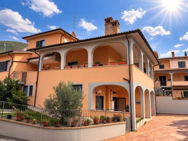 Appartamento in affitto a Fonte Luna, Fara Sabina