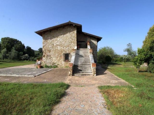 Appartamento in affitto a Fara Sabina, Lazio