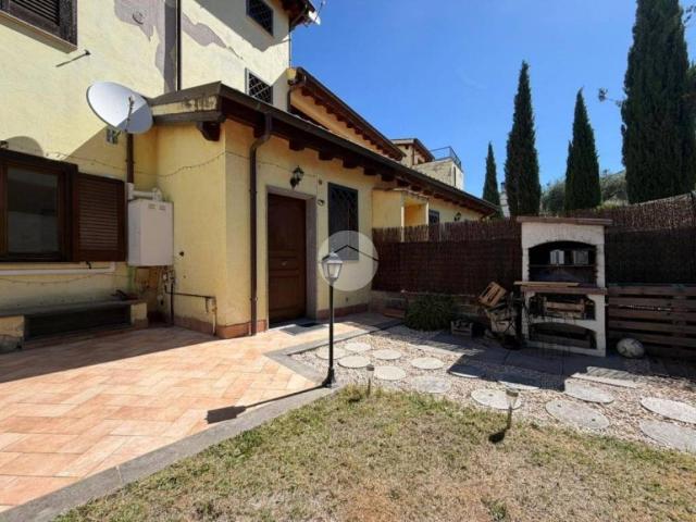Appartamento in affitto a Fara Sabina, Lazio