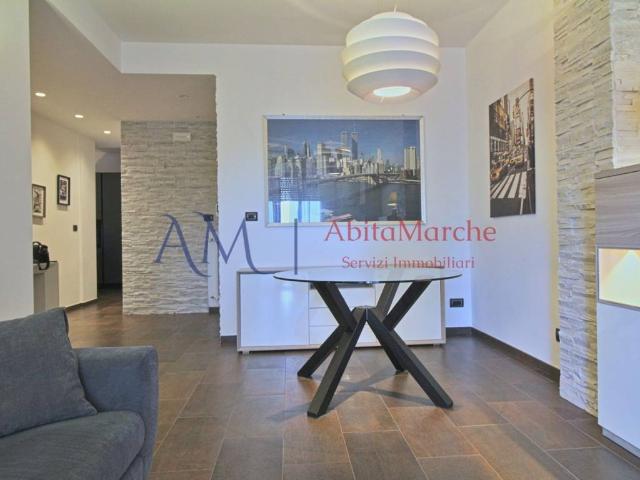 Appartamento in affitto a Santa Petronilla, Marche
