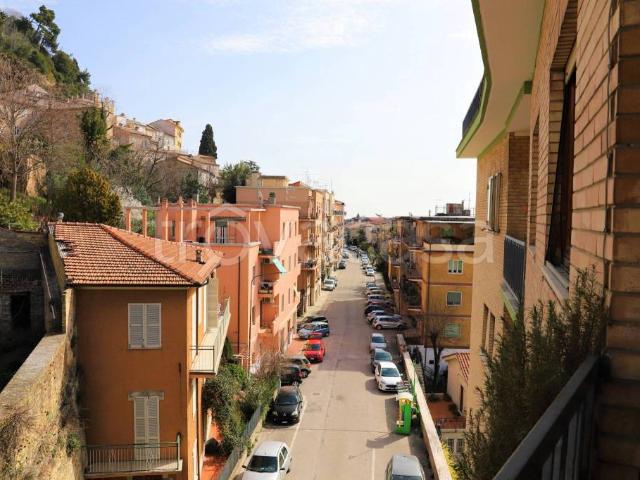 Appartamento in affitto a Sant'Andrea, Marche