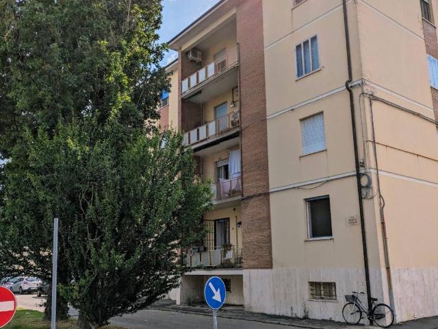 Appartamento in affitto a Villaggio Satellite, Ferrara