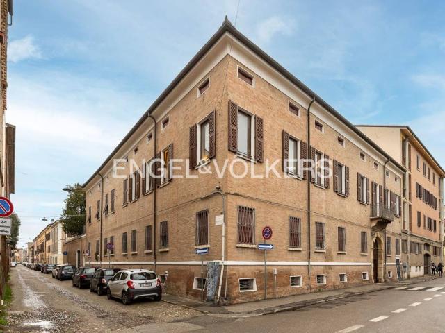 Appartamento in affitto a Centro cittadino, Ferrara