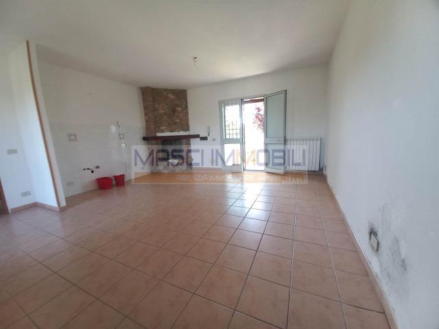 Appartamento in affitto a Campello Sul Clitunno, Umbria