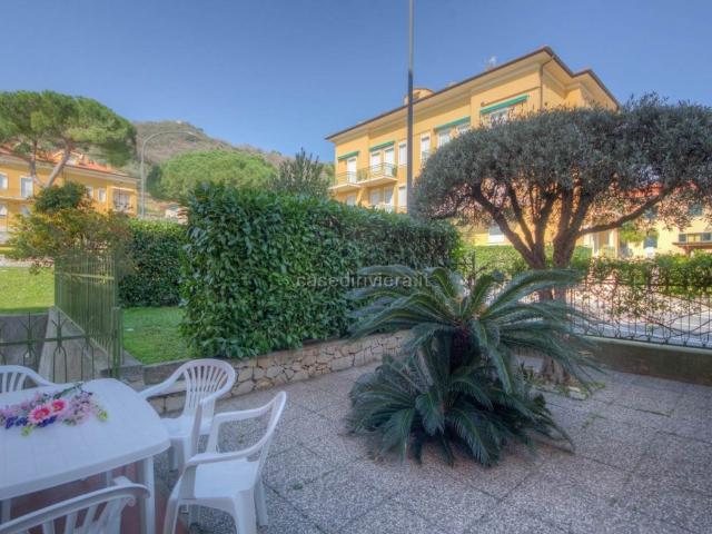 Appartamento in affitto a Calvisio, Finale Ligure