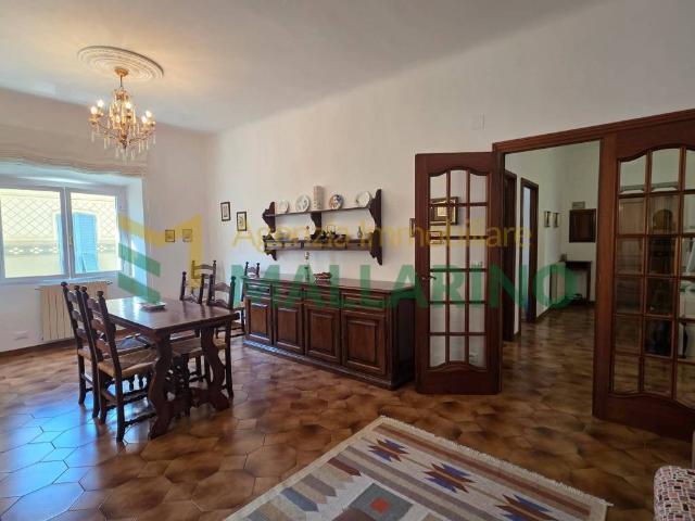 Appartamento in affitto a Finale Ligure, Liguria