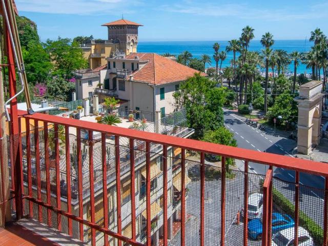 Appartamento in affitto a Finalmarina, Finale Ligure