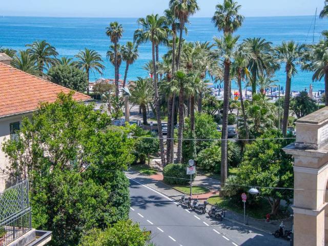 Appartamento in affitto a Finalmarina, Finale Ligure