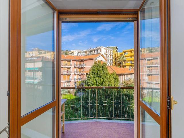 Appartamento in affitto a Finale Ligure, Liguria