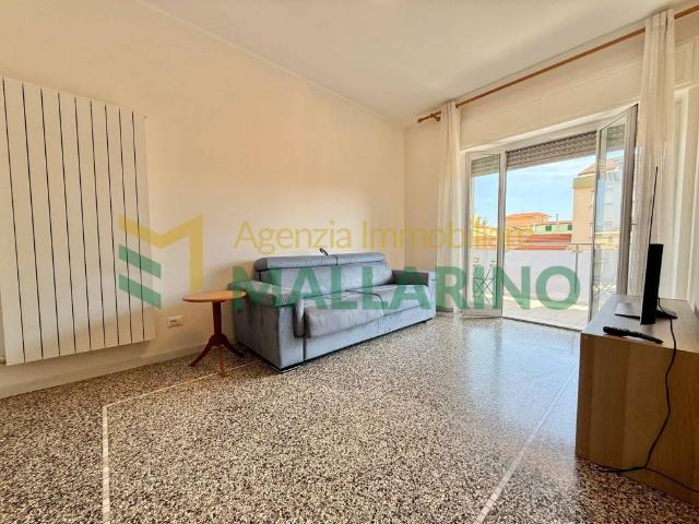 Appartamento in affitto a Finalmarina, Finale Ligure