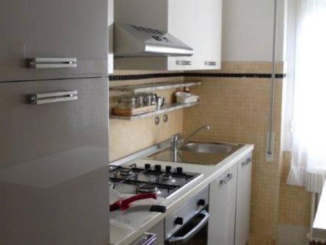 Appartamento in affitto a Finalmarina, Finale Ligure