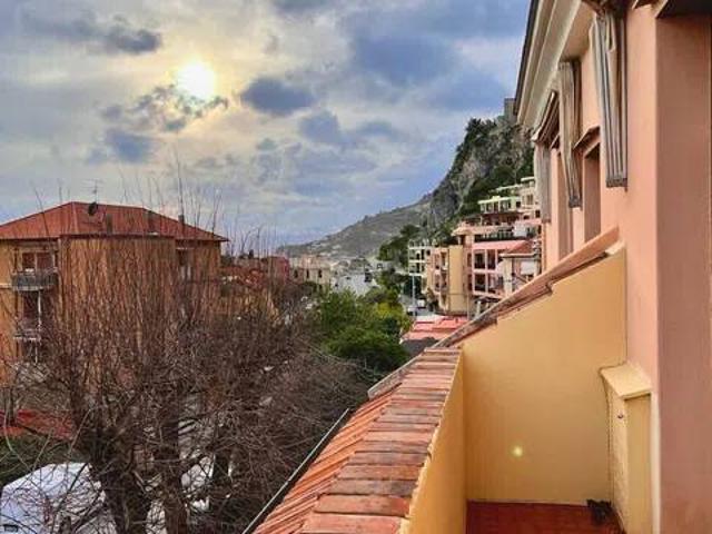 Appartamento in affitto a Varigotti, Finale Ligure