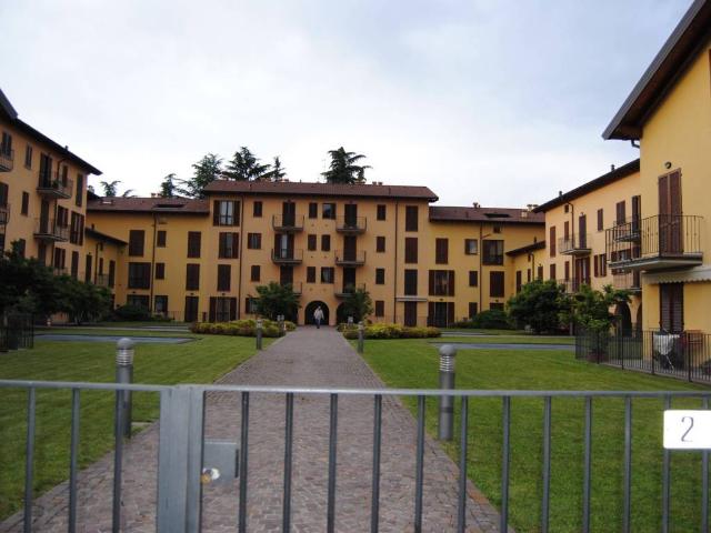 Appartamento in affitto a Fino Mornasco, Lombardia