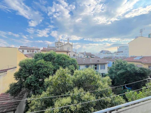 Appartamento in affitto a Quartiere 5, Firenze