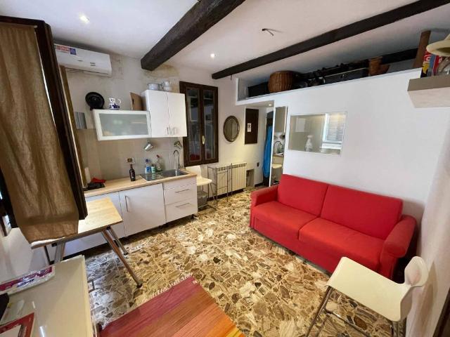 Appartamento in affitto a Quartiere 1, Firenze