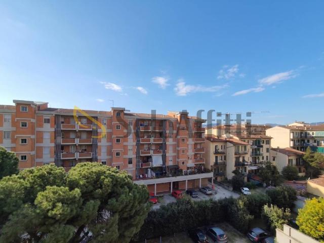 Appartamento in affitto a Quartiere 5, Firenze