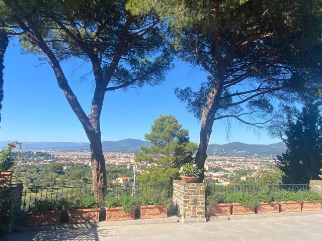 Appartamento in affitto a Quartiere 3, Firenze