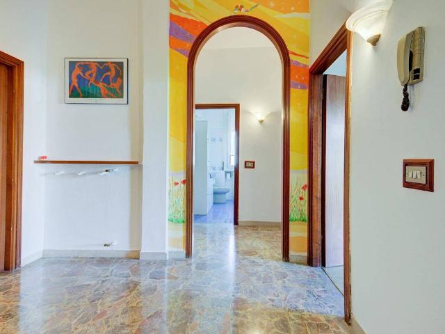 Appartamento in affitto a Quartiere 4, Firenze