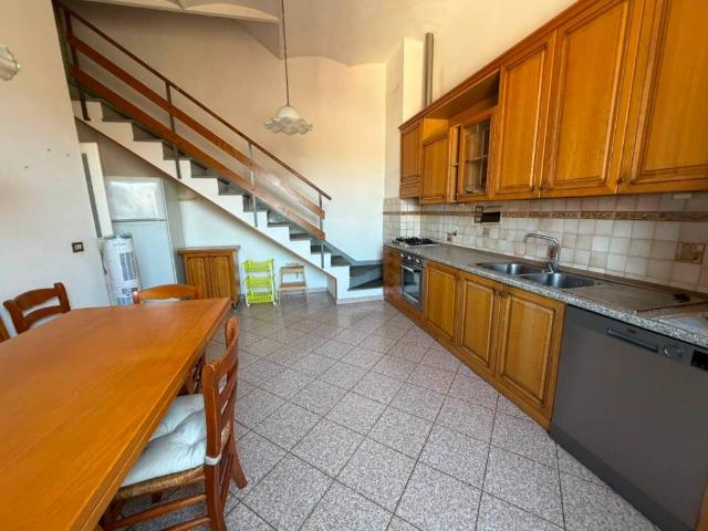 Appartamento in affitto a Quartiere 1, Firenze