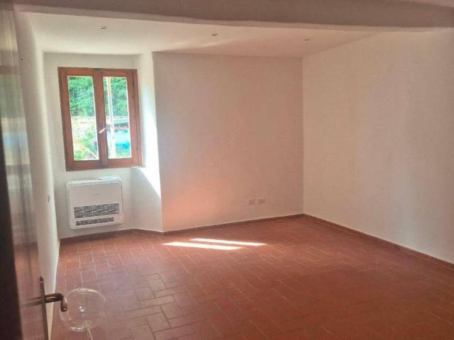 Appartamento in affitto a Quartiere 4, Firenze