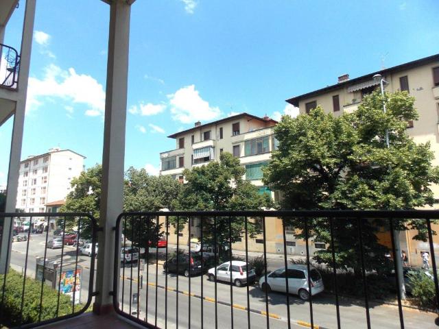 Appartamento in affitto a Quartiere 5, Firenze
