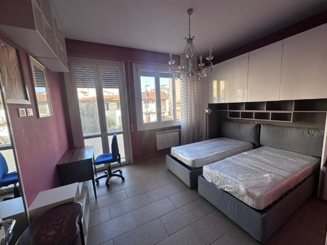 Appartamento in affitto a Quartiere 4, Firenze